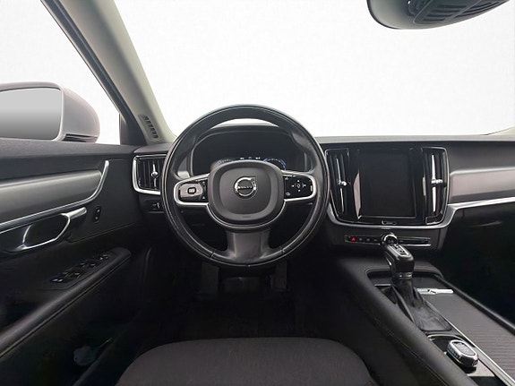 Volvo V90 13 of 30