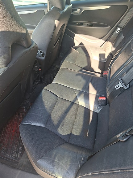 Volvo S60 8 of 8