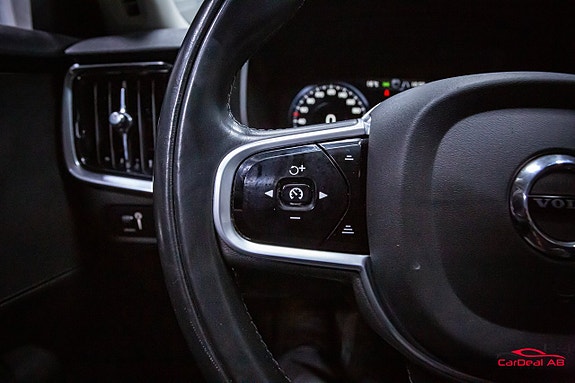 Volvo V90 22 of 29