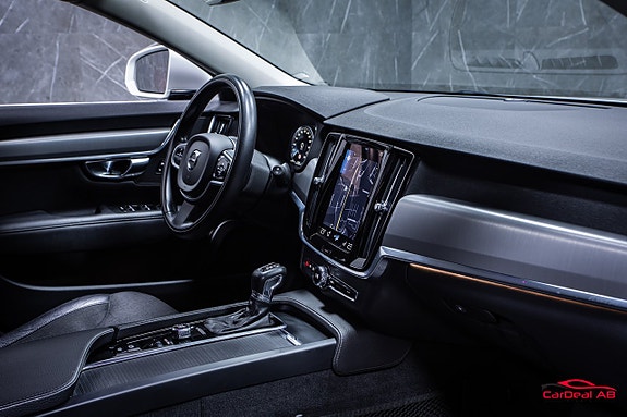 Volvo V90 14 of 29