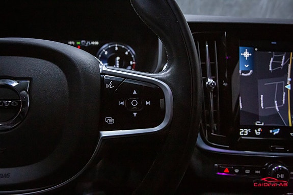 Volvo V90 23 of 29
