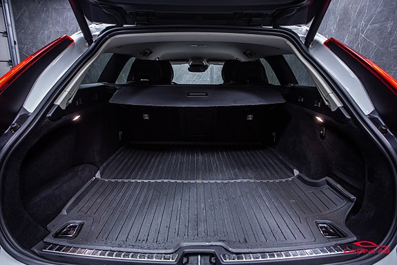 Volvo V90 18 of 29