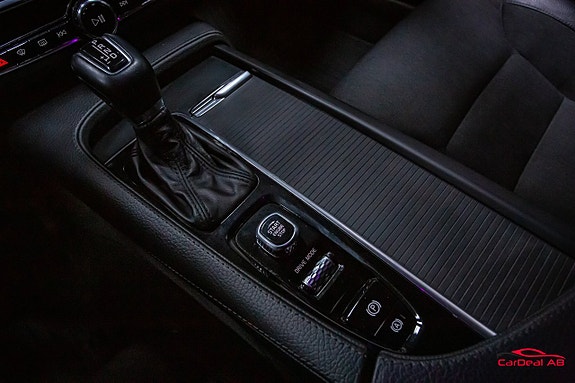 Volvo V90 28 of 29
