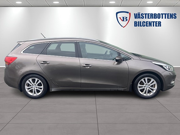 Kia Ceed 2 of 10