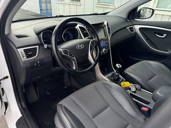 Hyundai i30 11 of 23
