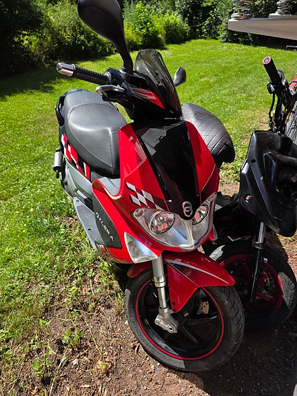 Gilera Runner sp50 2 of 6