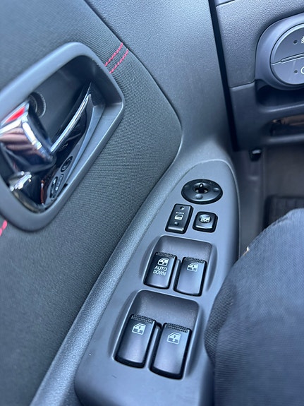 Kia Rio 4 of 9