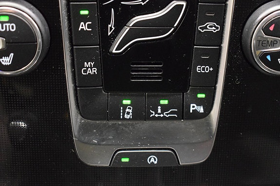 Volvo V40 Cross Country 19 of 24