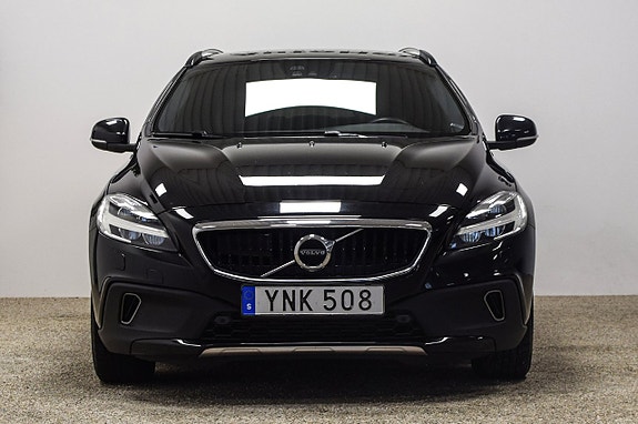Volvo V40 Cross Country 4 of 24