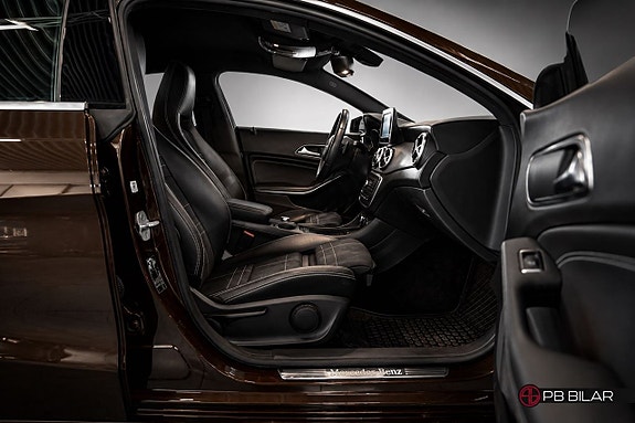 Mercedes-Benz CLA220 d 14 of 24