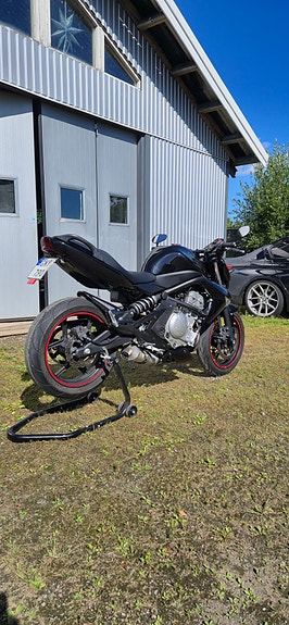 Kawasaki ER-6N (A2) 6 of 8