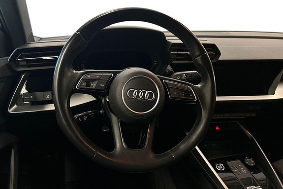 Audi A3 8 of 15