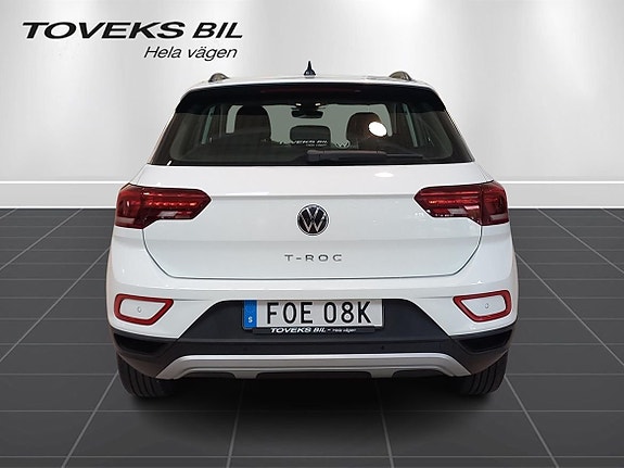 Volkswagen T-Roc 6 of 13