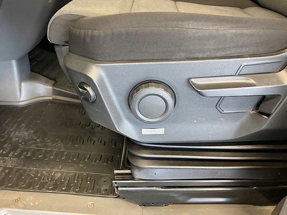 Volkswagen Crafter 35 11 of 18