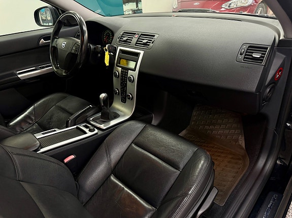 Volvo S40 8 of 21