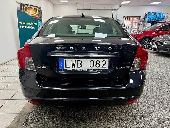 Volvo S40 15 of 21