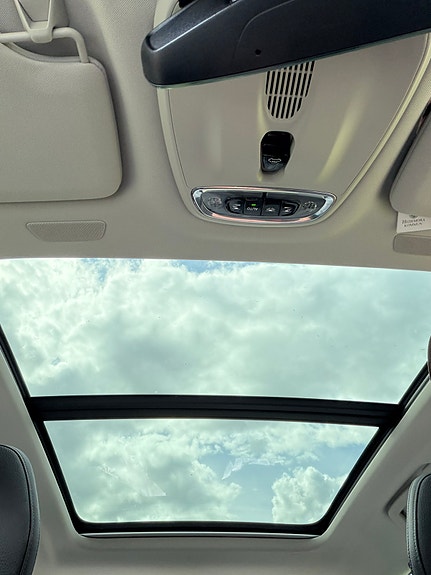 Volvo V90 5 of 9