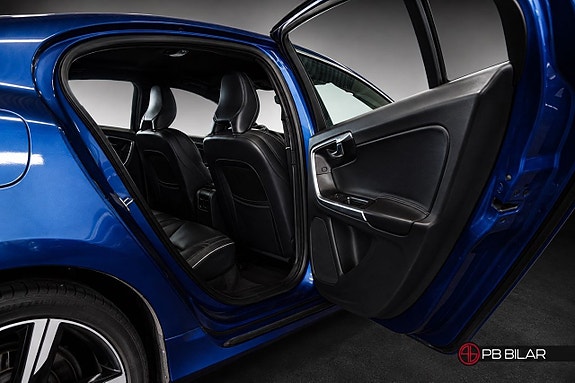 Volvo S60 16 of 26