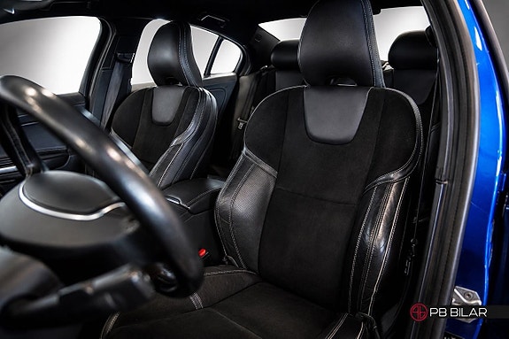 Volvo S60 10 of 26