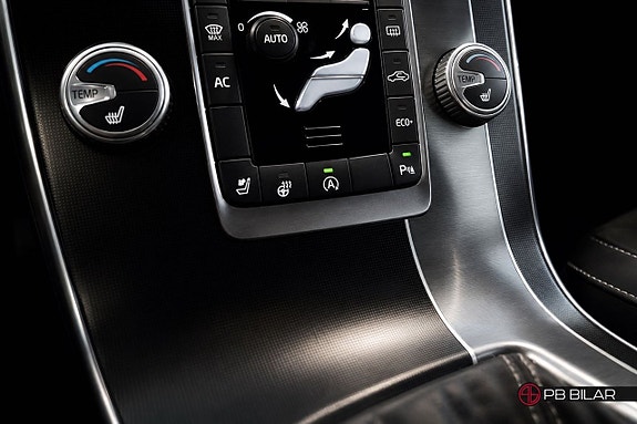 Volvo S60 24 of 26