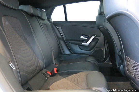 Mercedes-Benz CLA250 e 9 of 16