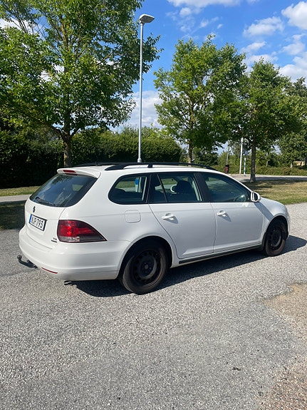 Volkswagen Golf VI 4 of 6