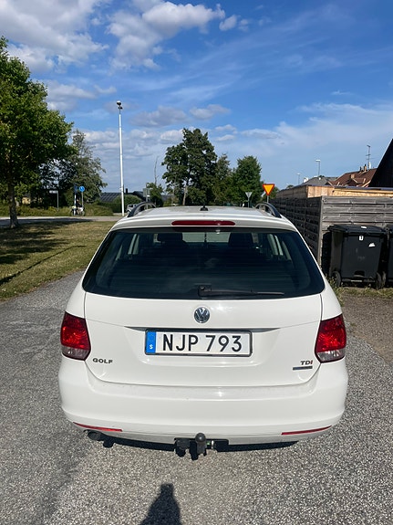 Volkswagen Golf VI 2 of 6