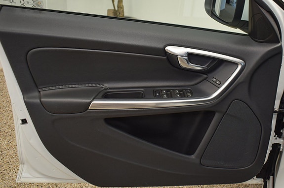 Volvo V60 19 of 20