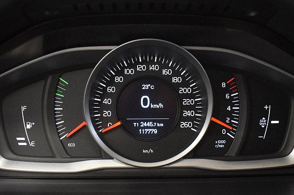 Volvo V60 10 of 20