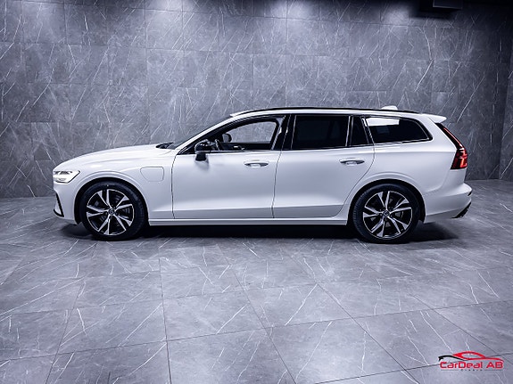 Volvo V60 4 of 5