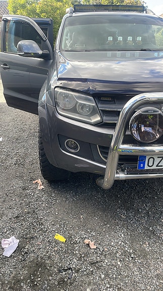 Volkswagen Amarok 11 of 11