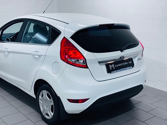 Ford Fiesta 18 of 18