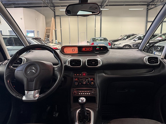 Citroen C3 Picasso 17 of 23