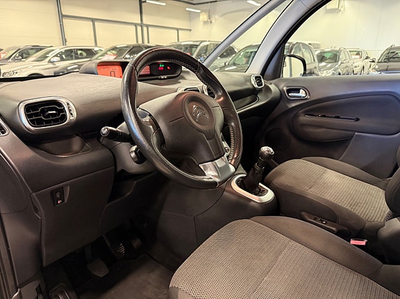 Citroen C3 Picasso 12 of 23