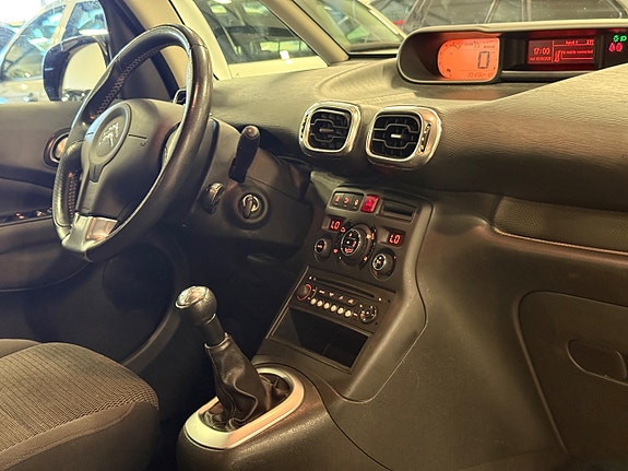 Citroen C3 Picasso 16 of 23