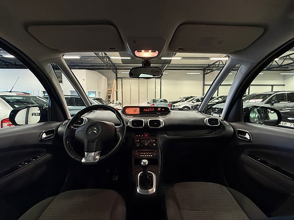 Citroen C3 Picasso 18 of 23