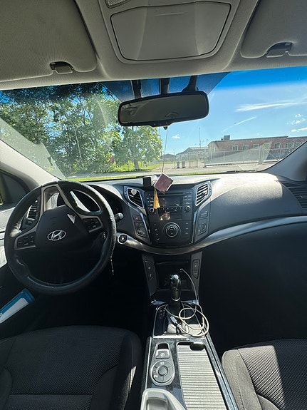 Hyundai i40 8 of 9