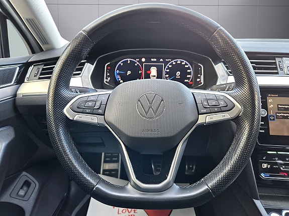 Volkswagen Passat Alltrack 14 of 20