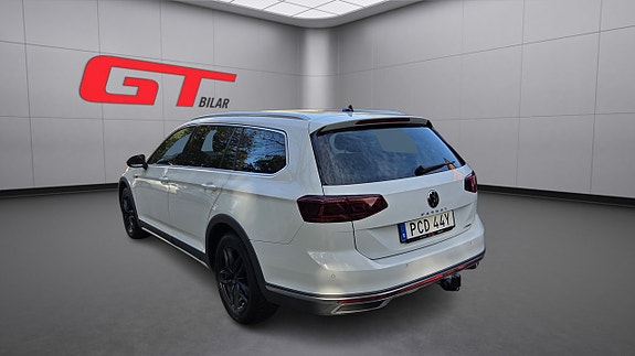 Volkswagen Passat Alltrack 6 of 20