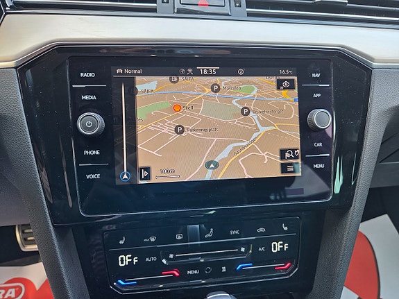Volkswagen Passat Alltrack 16 of 20