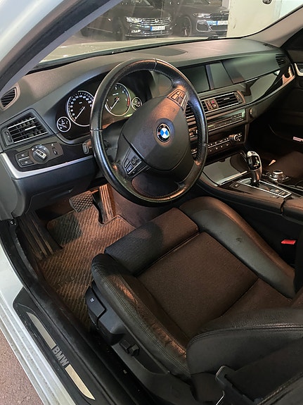 BMW 520d 5 of 6