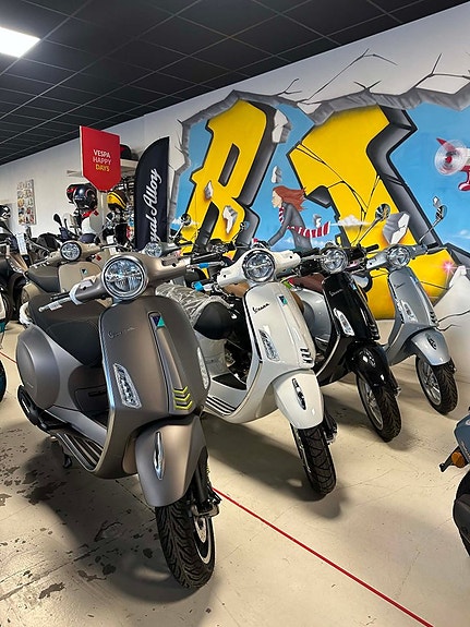 Piaggio Omgående Lev! Vespa 50, Vespa 310; MP3 310, MP3 530, 3 of 8