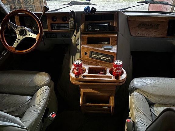 Chevrolet G20 5 of 5