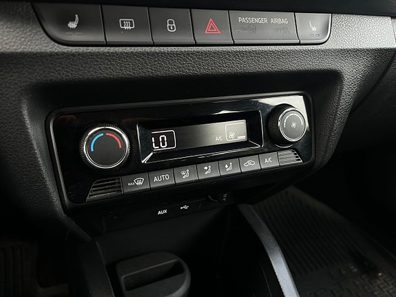 Skoda Fabia 16 of 25