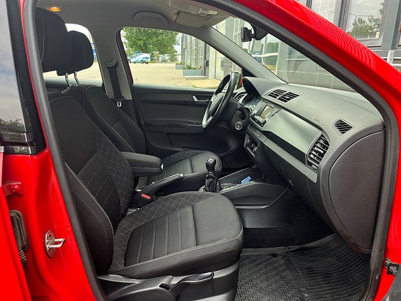 Skoda Fabia 9 of 25
