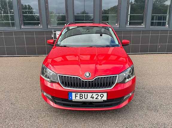 Skoda Fabia 2 of 25