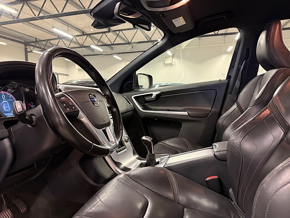 Volvo XC60 12 of 20