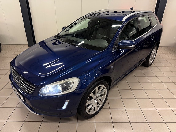 Volvo XC60 2 of 20