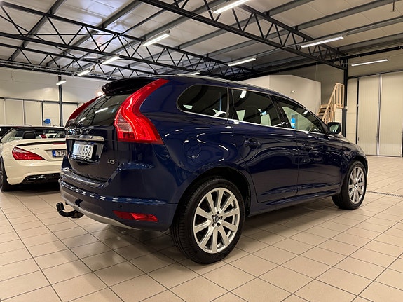 Volvo XC60 9 of 20