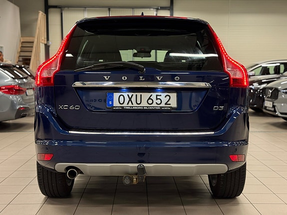 Volvo XC60 8 of 20